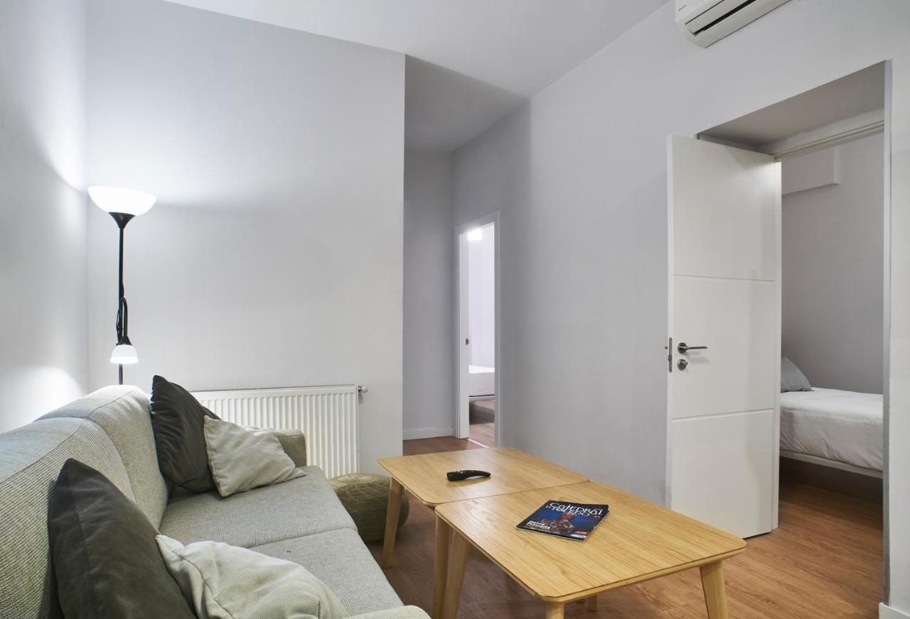 Slow Suites Luchana Madrid Bagian luar foto