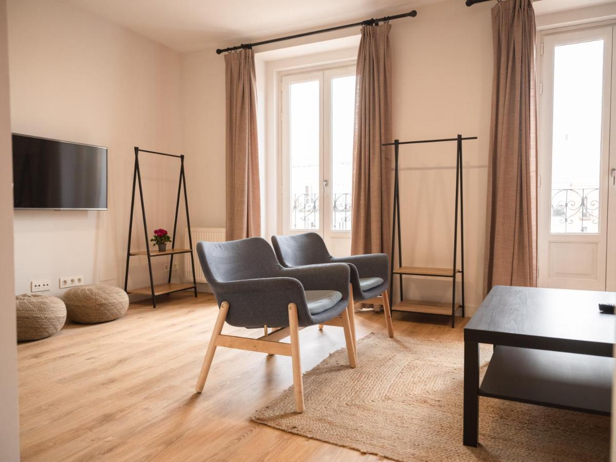 Slow Suites Luchana Madrid Bagian luar foto