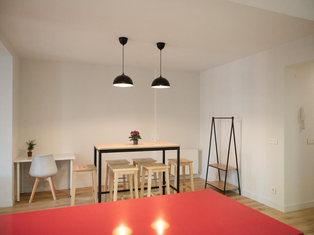 Slow Suites Luchana Madrid Bagian luar foto