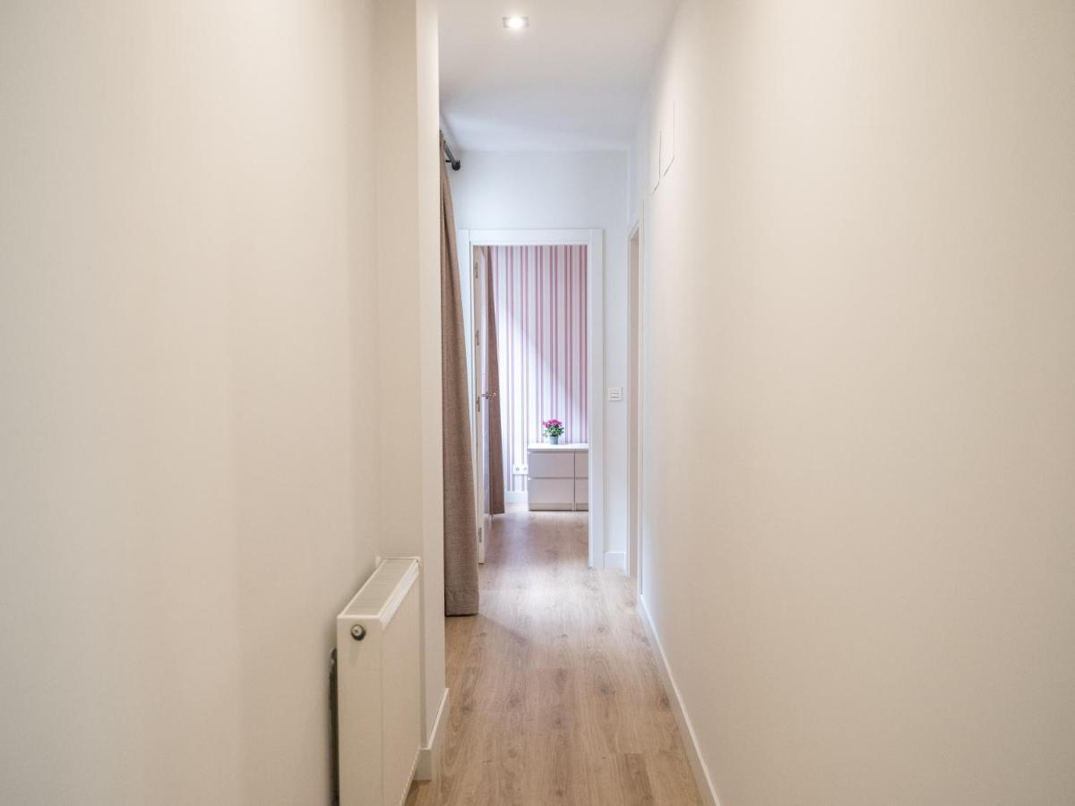 Slow Suites Luchana Madrid Bagian luar foto