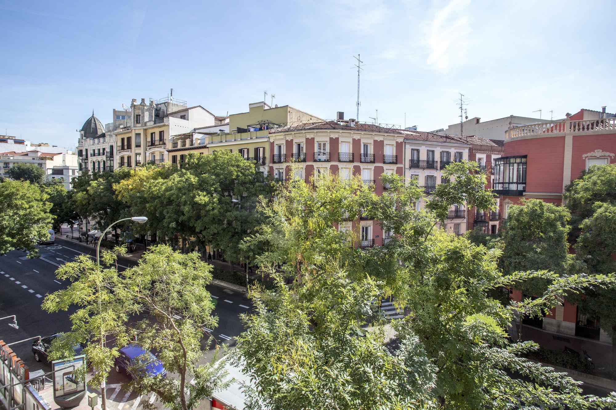 Slow Suites Luchana Madrid Bagian luar foto