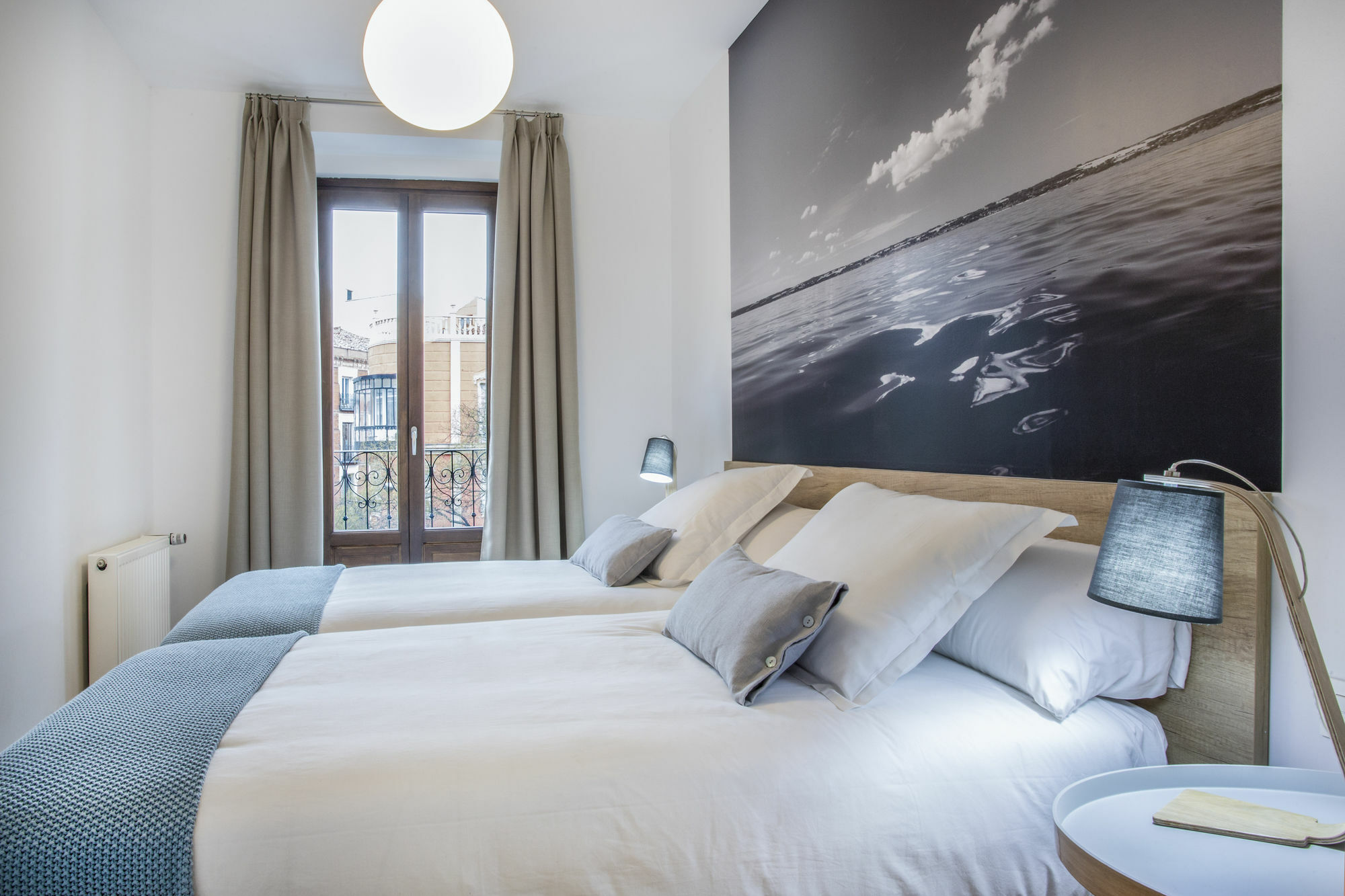 Slow Suites Luchana Madrid Bagian luar foto